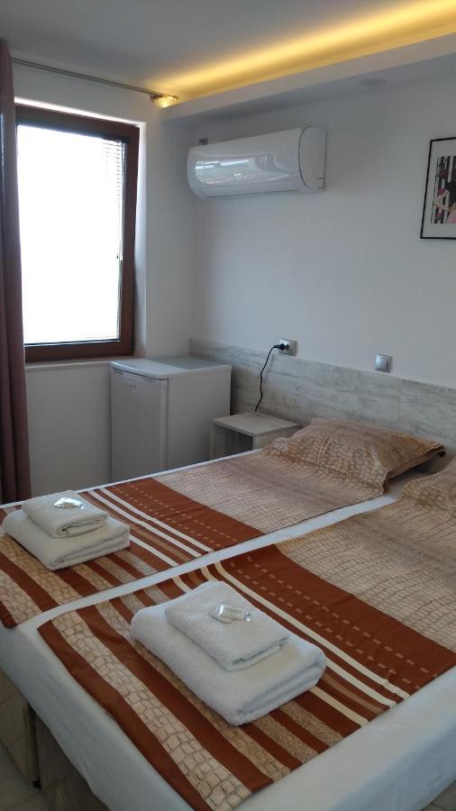 Guest House Harmony Veliko Tărnovo Exteriör bild