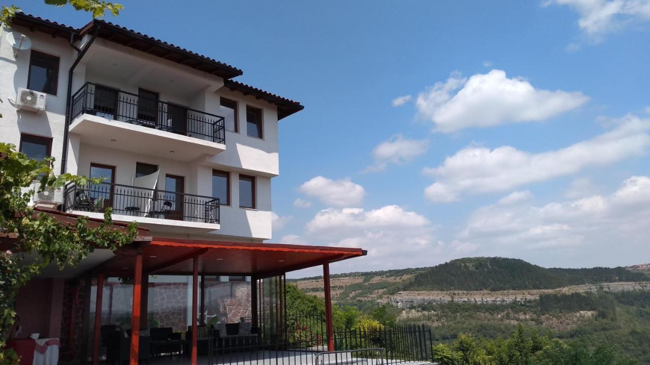 Guest House Harmony Veliko Tărnovo Exteriör bild