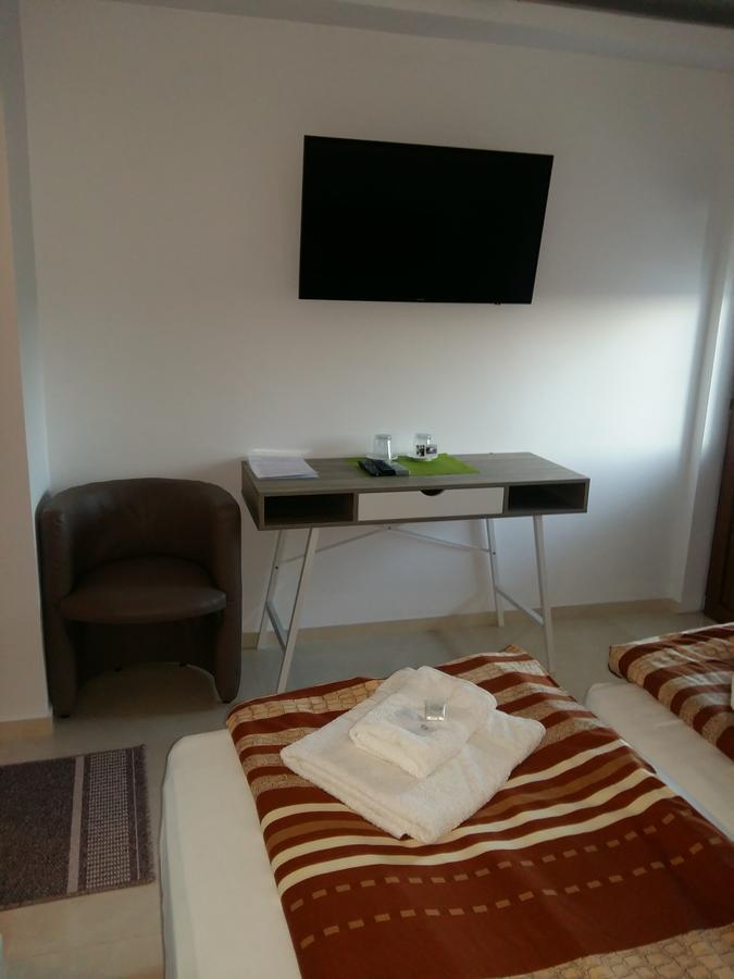 Guest House Harmony Veliko Tărnovo Exteriör bild