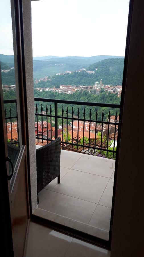 Guest House Harmony Veliko Tărnovo Exteriör bild
