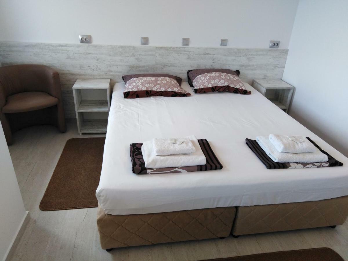 Guest House Harmony Veliko Tărnovo Exteriör bild